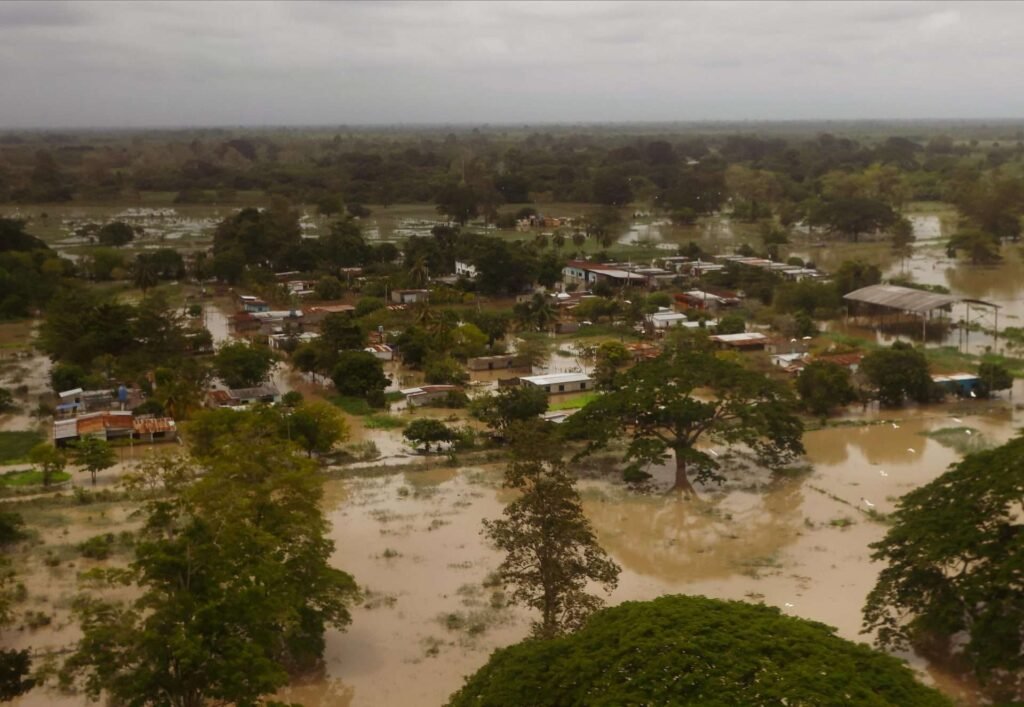 Activan plan de atención en 16 comunidades de Sur del Lago afectada por lluvias