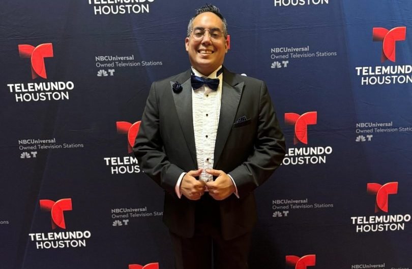 Álvaro Carrillo recibe el Premio Mara de Platino 2025 como uno de los 70 Grandes de Venezuela