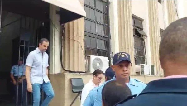 Antonio y Maribel Espaillat quedaron en libertad luego de pagar una fianza millonaria