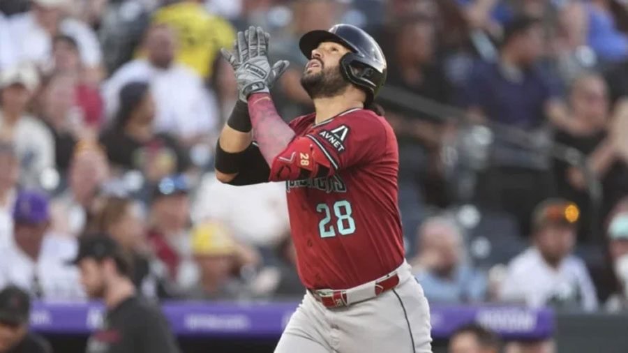 Eugenio Suárez se convierte en el tercer venezolano en llegar a 300 jonrones en las Grandes Ligas