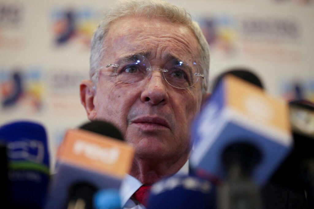 Fiscalía solicitó sentencia condenatoria contra Álvaro Uribe por presunto soborno a testigos