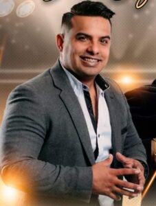 José Colmenares “El Romántico” se posiciona en la industria musical con “Eres mi vida”