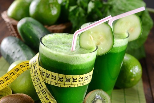 Licuados verdes para bajar la hipertensión y limpiar los riñones