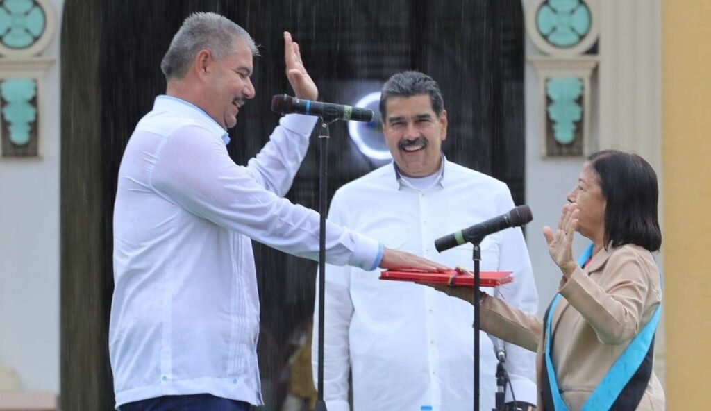 Luis Caldera juramentó como gobernador del estado Zulia