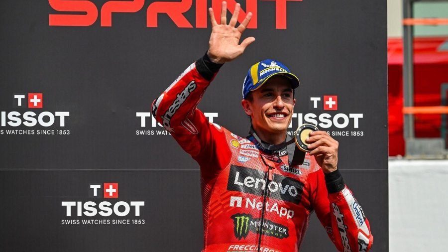 Marc Márquez conquista el GP de Italia en una oda al mejor motociclismo y deja a Bagnaia a 110 puntos