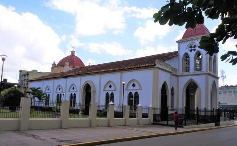 Roban por segunda vez pertenencias de la Iglesia San Ignacio de Loyola, en Maturín