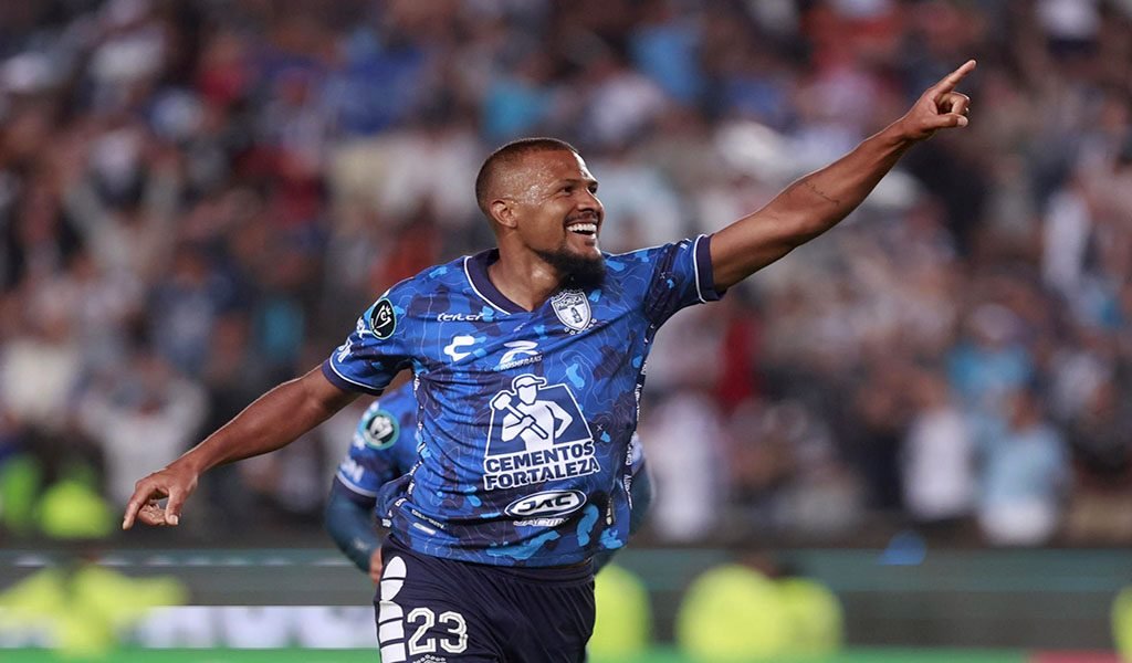 Salomón Rondón pasará a jugar con el Real Oviedo