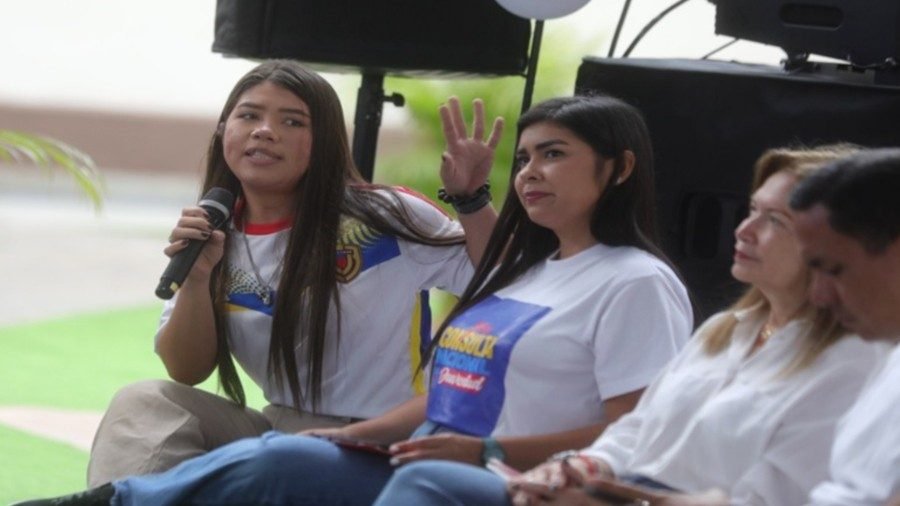 más de 40 mil Consejos Comunales desplegados