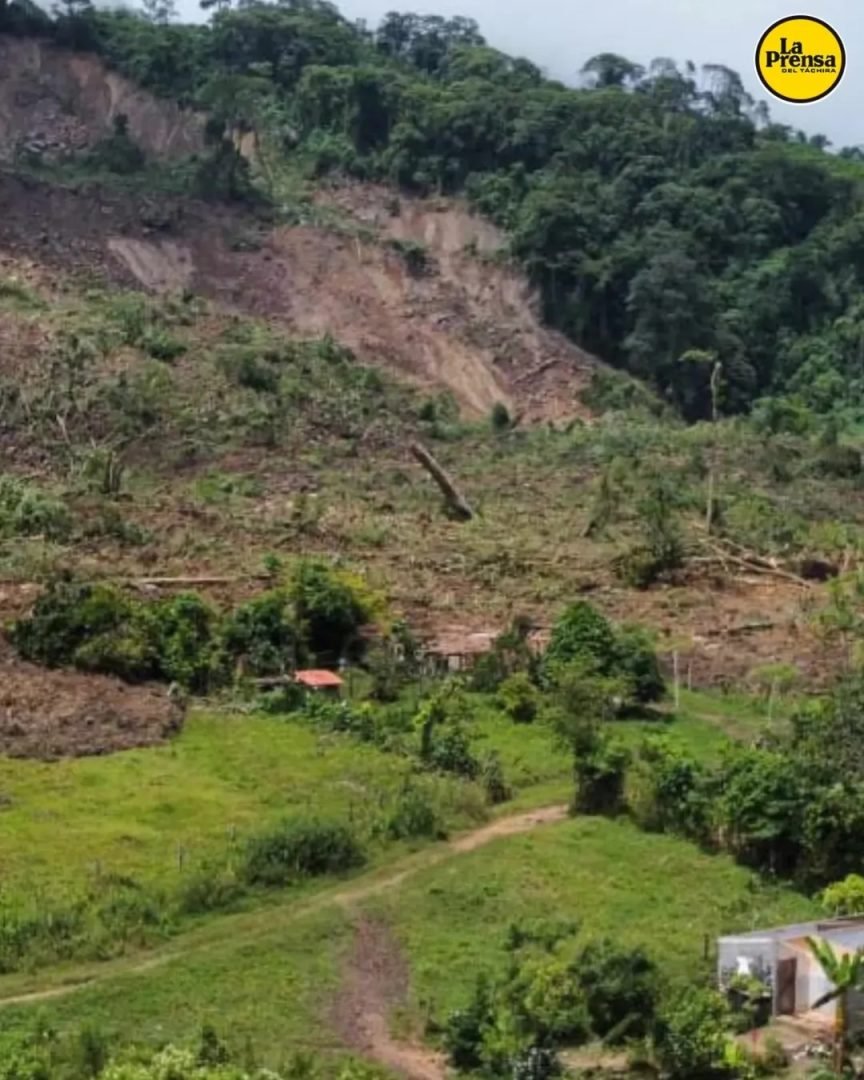 18 casas tapiadas por deslizamiento de tierra en Táchira