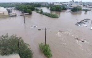Al menos 51 personas han muerto debido a las inundaciones en Texas