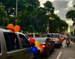 Caraqueños elevaron sus voces en caravana de oración de Marcha para Jesús 2025