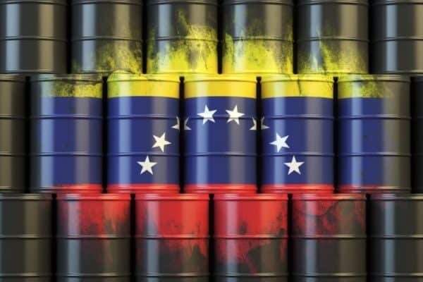 Cifra de la producción petrolera de Venezuela "da estabilidad al mercado" y a PDVSA