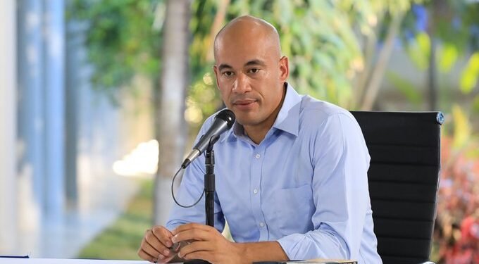Héctor Rodríguez exige cumplir con el calendario escolar hasta el 18 de julio
