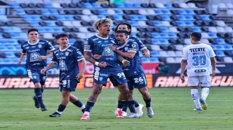 Jhonder Cádiz tuvo debut goleador con el Pachuca