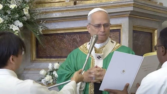León XIV reivindica una «revolución» de la compasión para el mundo desde Castel Gandolfo