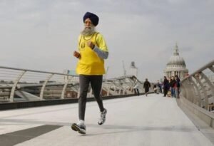 Muere atropellado a los 114 años Fauja Singh, el maratonista más longevo del mundo