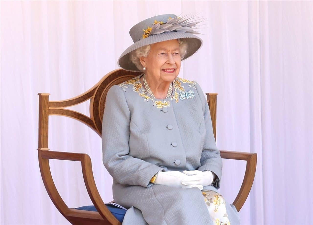 Reino Unido celebrará los 100 años de Isabel II con una exposición de su vestuario en 2026