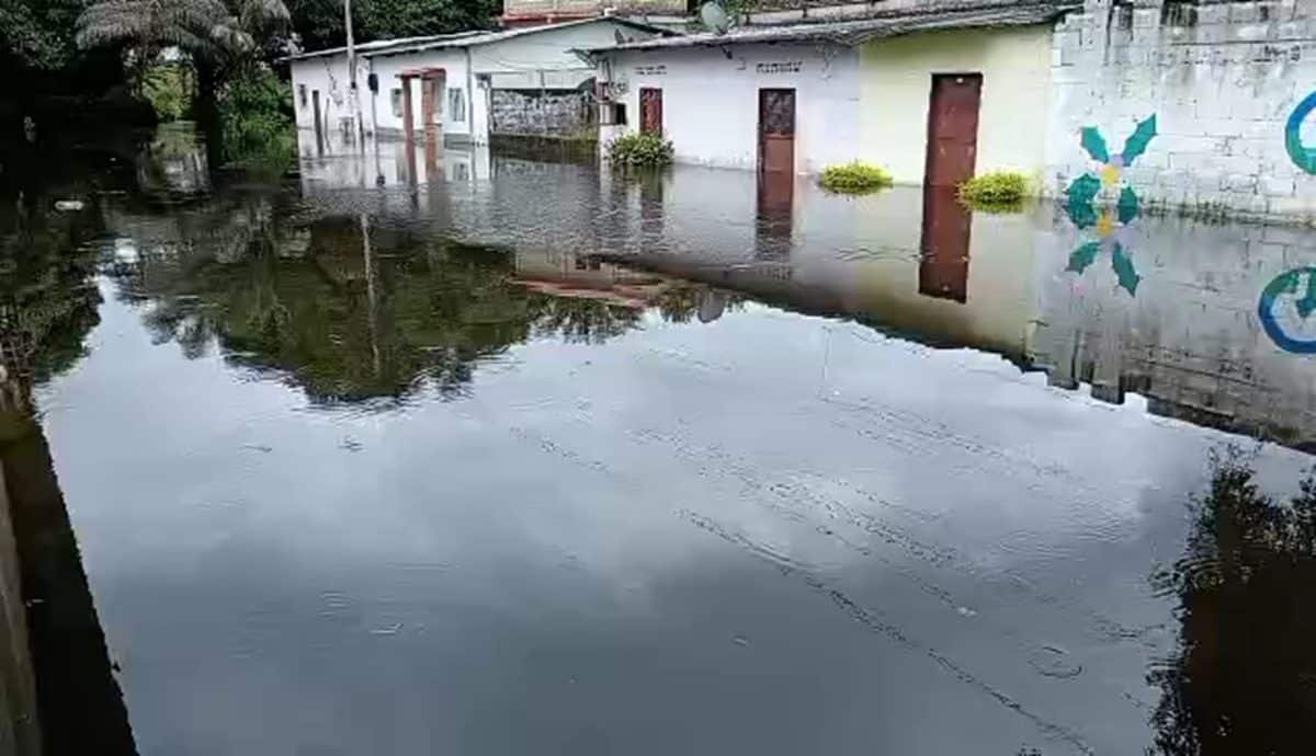 Río Orinoco supera su nivel de desborde y aumenta el temor en Puerto Ayacucho