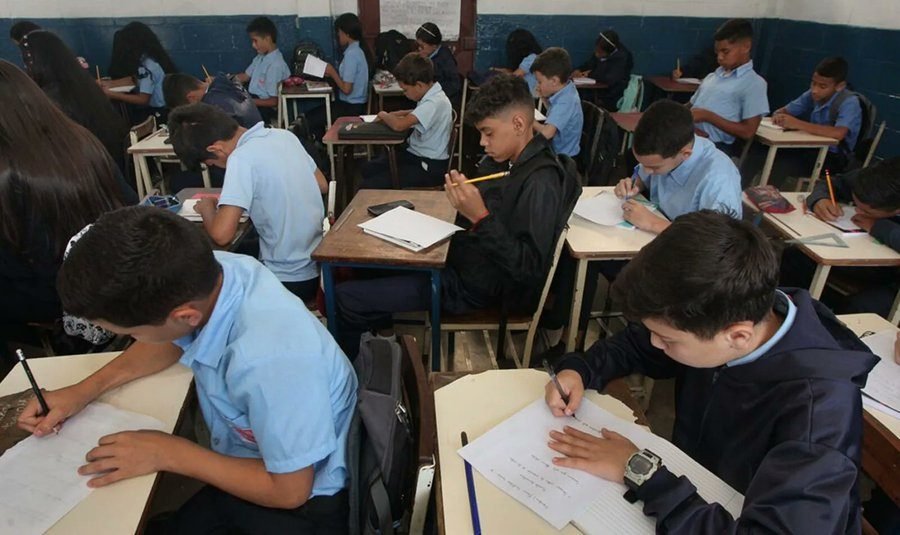 Siete de cada 10 alumnos venezolanos reprueban matemáticas, indica estudio realizado por ONG