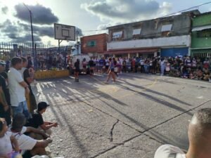 Torneo de básquet se llevó a cabo en "La Virgen" del barrio Unión de Petare