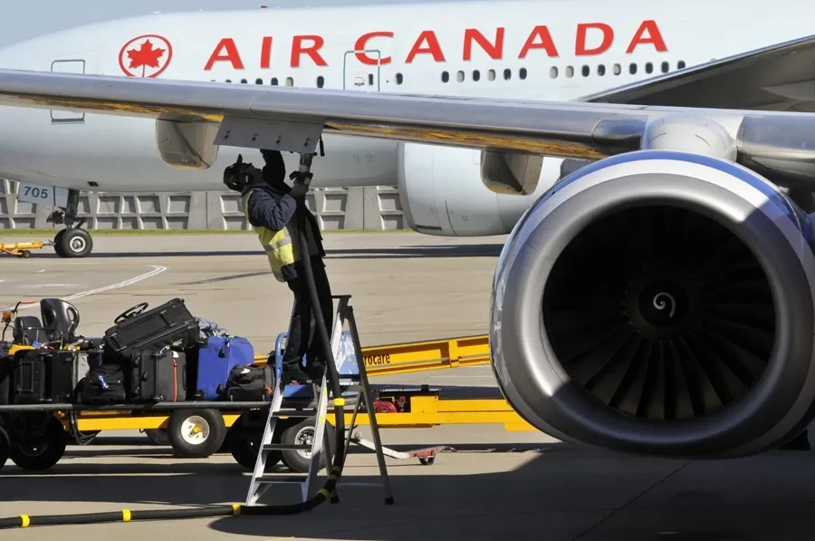 Varias amenazas de bomba obligan a suspender temporalmente el tráfico aéreo en Canadá