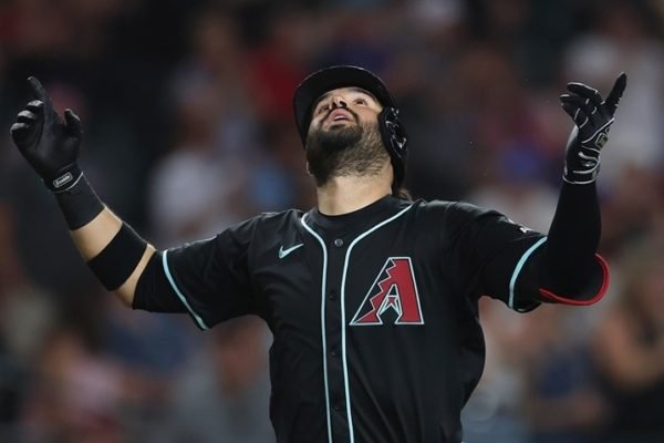 Yankees de Nueva York están interesados en Eugenio Suárez