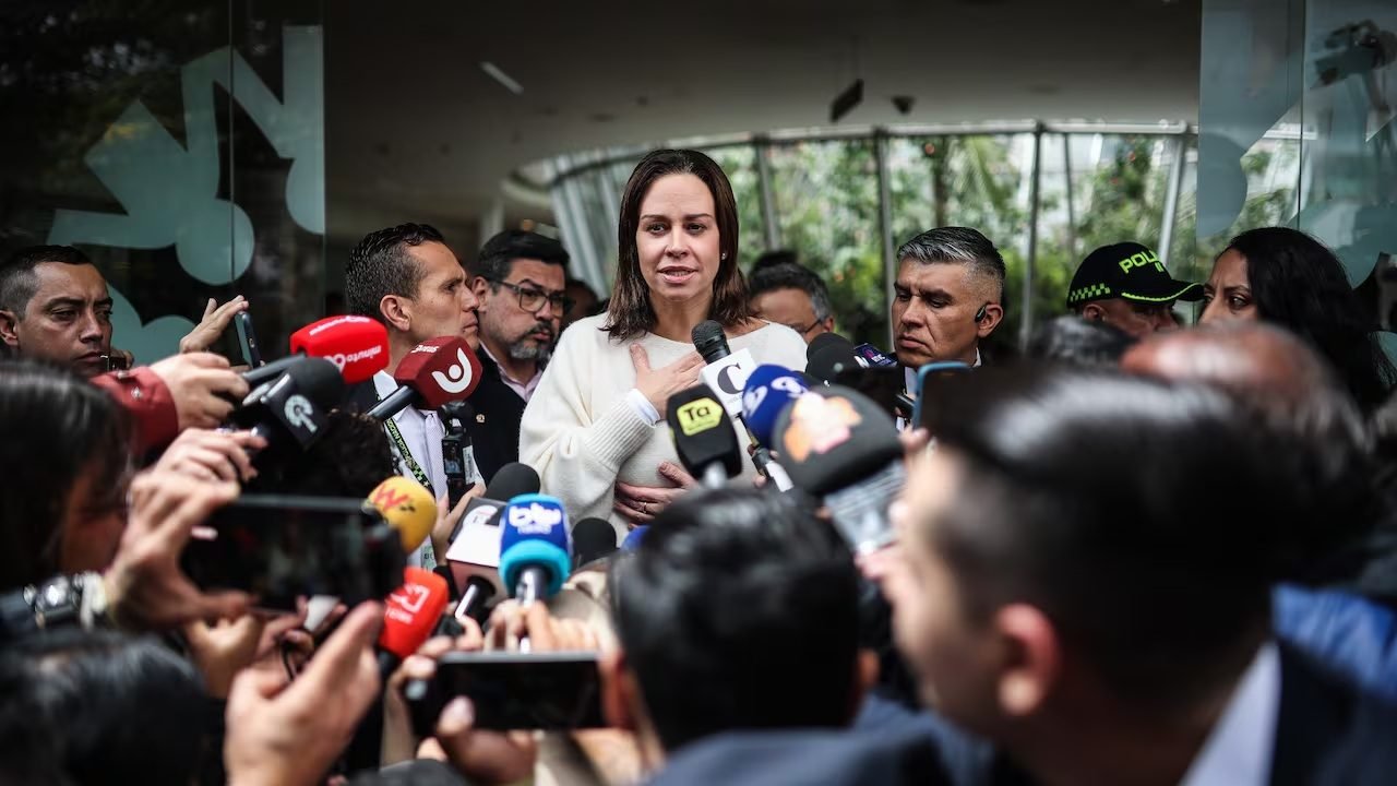 esposa de Miguel Uribe dijo que "salió bien" tras nueva operación