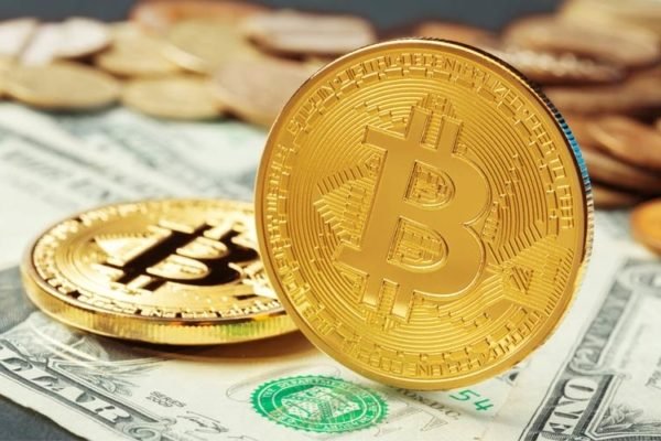 Bitcoin bate un nuevo récord y supera los US$ 124.000