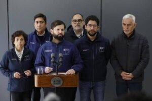 Boric promete no escatimar recursos en rescate de mineros atrapados en El Teniente