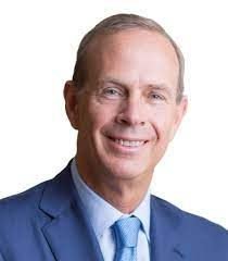 CEO de Chevron espera reanudar las exportaciones de petróleo venezolano este mes