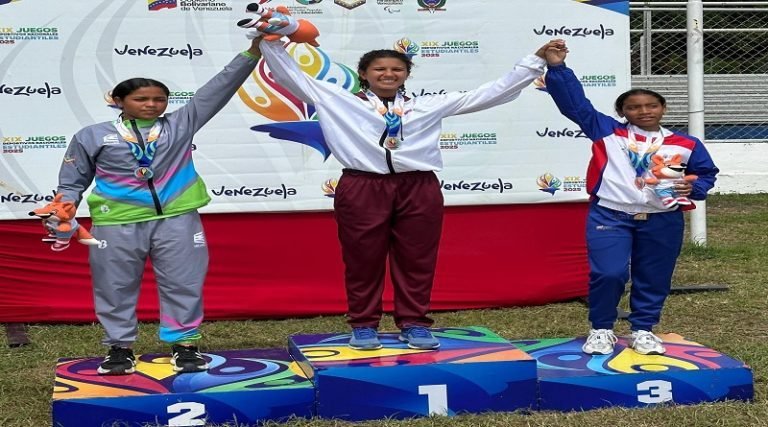 Carabobo impone récord nacional en lanzamiento de jabalina en Juegos Estudiantiles 2025