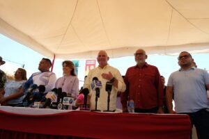 Emprendedores de Santa Rosa recibieron microcréditos de la Alcaldía de Maracaibo y Fonaem