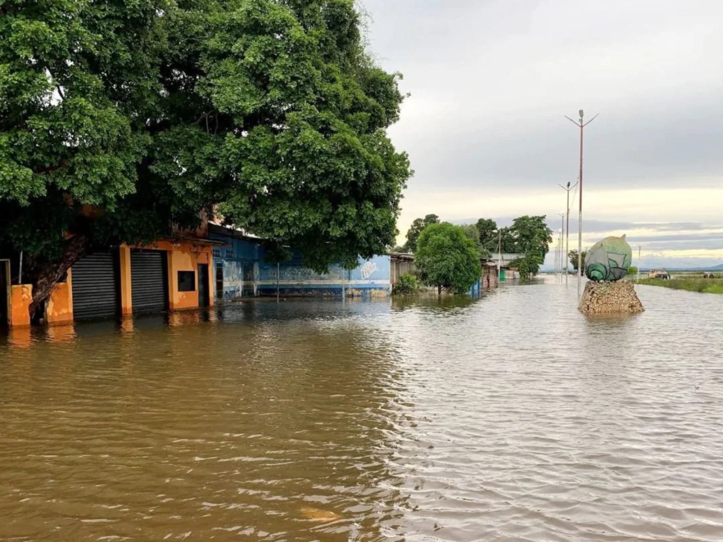 Más de 7.900 familias afectadas por la crecida del Orinoco en Bolívar