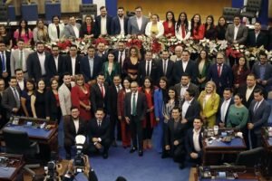 Proponen reforma constitucional en El Salvador para habilitar la reelección presidencial indefinida