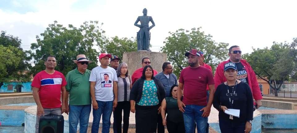 Tachirenses y zulianos respaldan al presidente Maduro