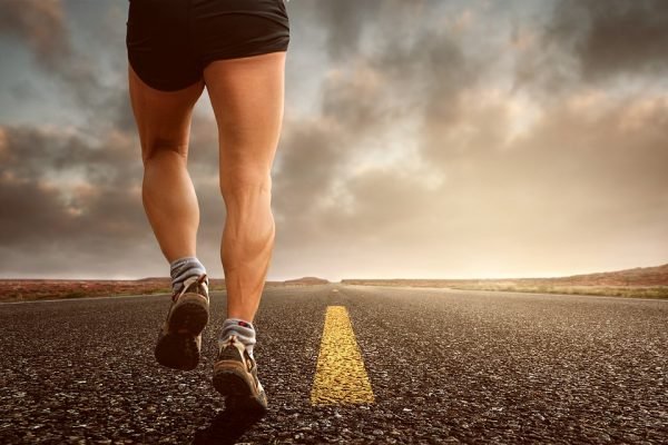 ¿Qué es mejor, correr o caminar?