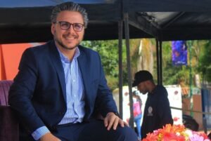 Capozzolo llama a «luchar firmemente» contra la informalidad y priorizar el producto nacional