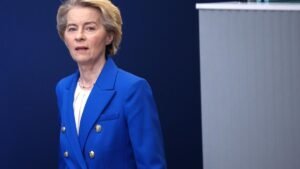 "El Kremlin se burla de la diplomacia", afirmó Von der Leyen tras el masivo ataque a Ucrania
