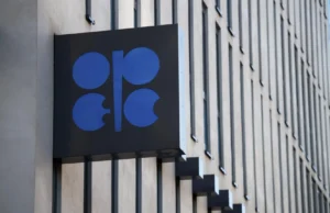 La OPEP+ decide aumentar su producción en octubre a un ritmo menor: 137.000 barriles